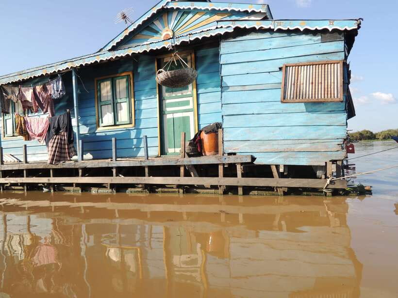 Siem Reap: Floating Village Half-Day Tour - Floating Village Up Close: What You See From the Water (and What You Do Not)