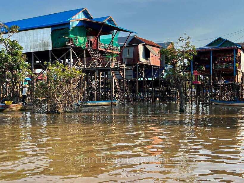 Siem Reap Floating Village Kampong Phluk Sunset with Boat - Floating Restaurant Sunset: Where the Photos Actually Happen
