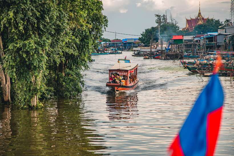 Siem Reap Floating Village Sunset Jeep Tour or SUV Car - Rice Paddies, Mushrooms, and Rice Wine at the Winery Stop