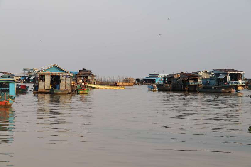 Siem Reap: Floating Village Tour - Heading out by private boat, then turning the corner into floating life