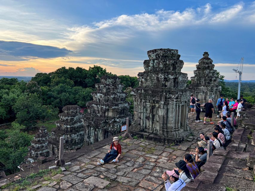 Siem Reap: Full Day Angkor Wat Temple Experience with Sunset - Phimeanakas, Terrace of the Elephants, and Leper King: reading royal power