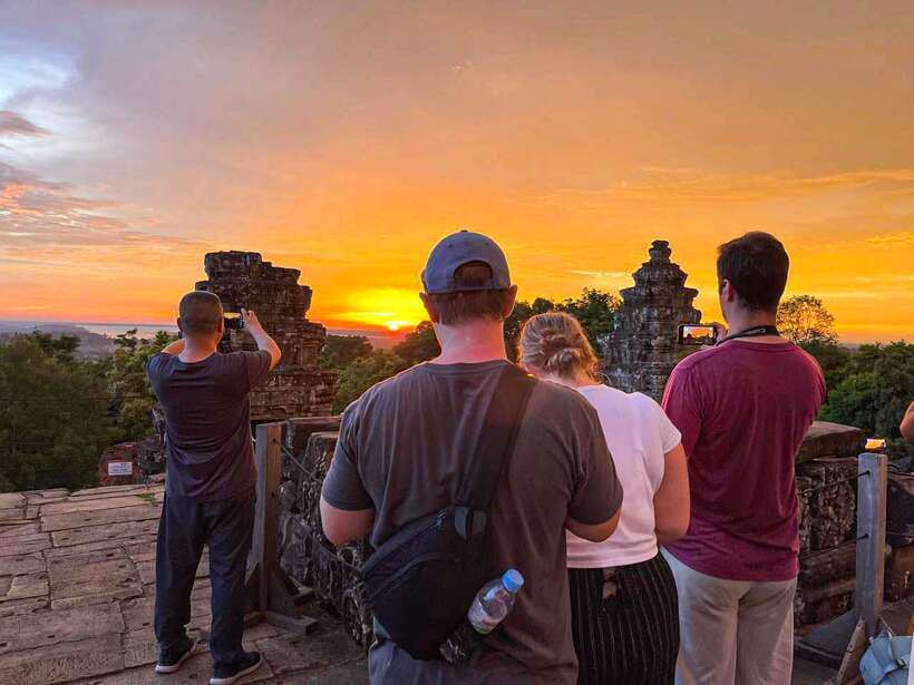 Siem Reap: Full Day Angkor Wat Temple Experience with Sunset - Ta Prohm’s jungle roots, plus Phum Preah Dak palm sugar lesson