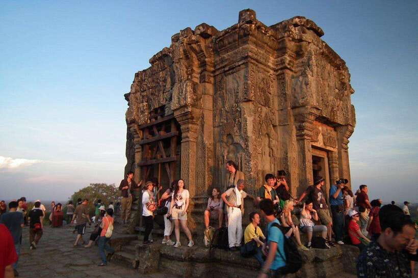 Siem Reap: Full Day Angkor Wat Temple Tour with Sunset - Key things that make this Angkor Wat sunset tour worth it