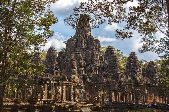 Siem Reap Full Day Angkor Wat Tour Small Group - Comfort and Heat Tips That Make a Huge Difference