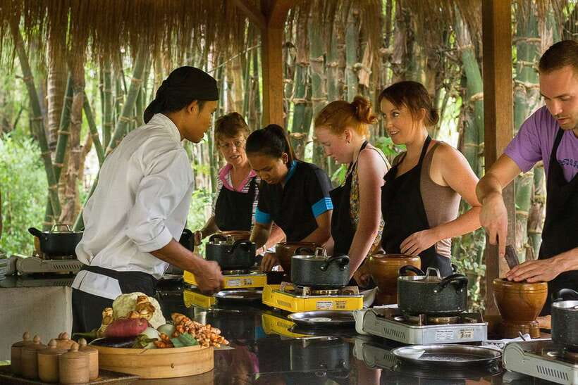 Siem Reap: Half-Day Cambodian Cooking Class - Market to Meal: Why This Siem Reap Cooking Class Works