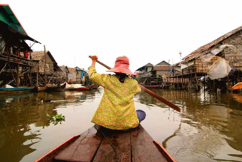 Siem Reap: Half-Day Kampong Phluk with Sunset, Boat & Guide - How your guide turns boat views into real understanding