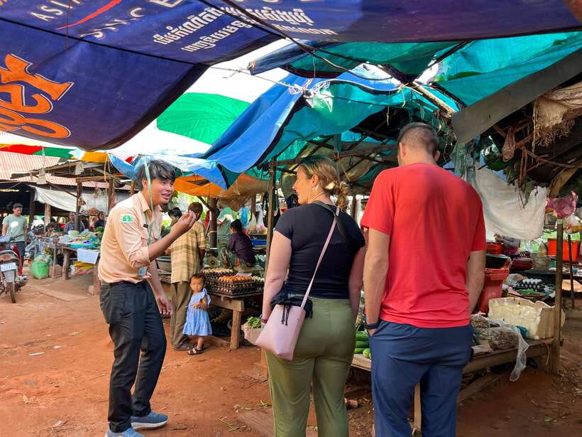 Siem Reap: Kampong Phluk and Tonle Sap Sunset Boat Cruise - Mangrove forest and a monastery on an artificial island
