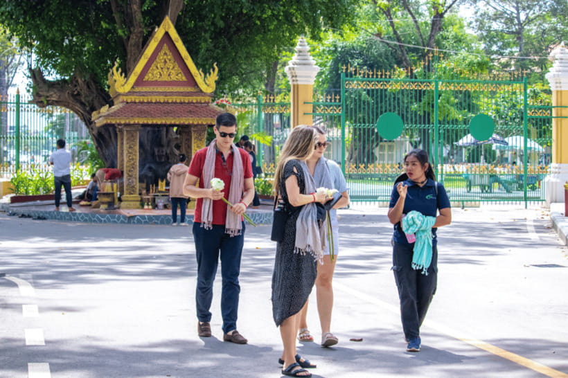 Siem Reap: Khmer Water Blessing by Monk and Lotus Farm Visit - Preah Ang Chek Preah Ang Chorm Shrine and a Spiritual House First Stop