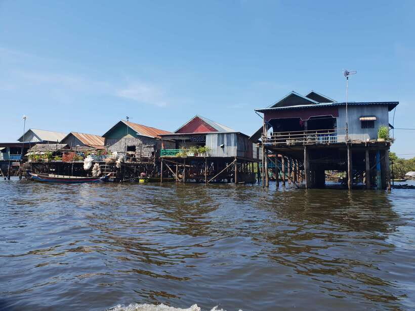Siem Reap: Kompong Khleang Floating Village Guided Tour - Boat Trip Highlights: Floating Schools, Pagodas, and Moving Homes