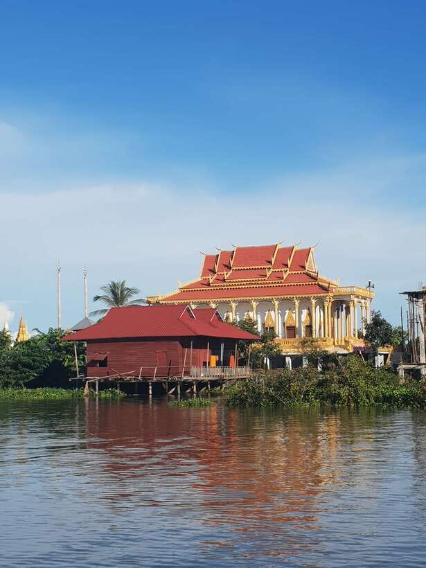 Siem Reap: Kompong Khleang Floating Village Guided Tour - The 6-Hour Flow From Siem Reap: Pickup to Lake Life
