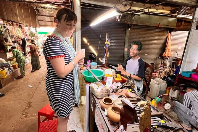 Siem Reap: Morning Bike Tours with Local Market & Lunch - Southern Siem Reap Market: Food You Can Explain After