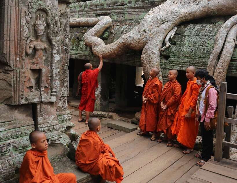 Siem Reap: Personalized Angkor Wat Sunrise/Set by TukTuk/Car - Choosing the right time: 3 to 4 hours versus 6 to 8 hours