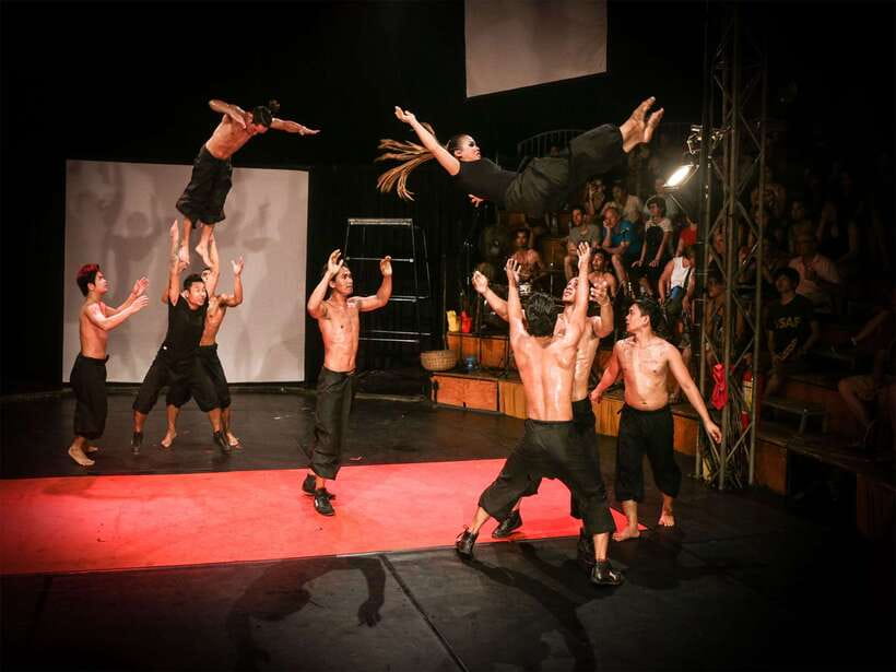 Siem Reap: Phare, Cambodian Circus with Tuk-Tuk Transfers - Logistics that matter after the show ends