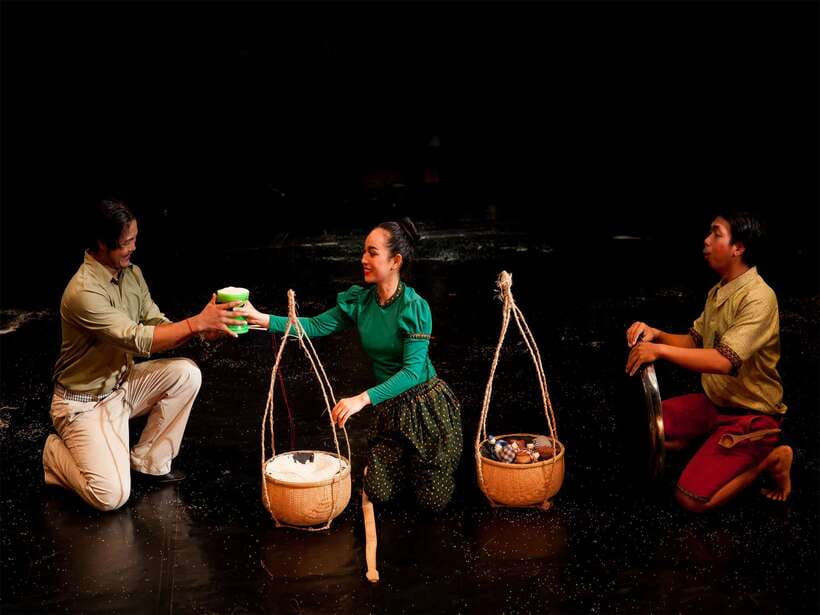 Siem Reap: Phare, Cambodian Circus with Tuk-Tuk Transfers - Who this Phare Circus night suits best