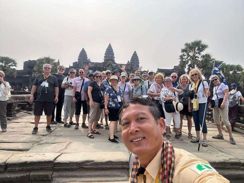 Siem Reap: Private Angkor Wat & Bakheng Mountain Sunset Tour - What to wear: the trousers and knee-length rule