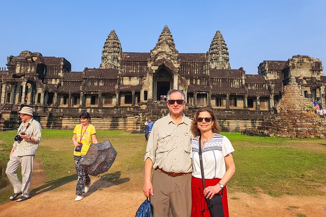 Siem Reap: Private Angkor Wat Sunrise & Tour Around Angkor Park - Angkor Thom and Bayon Temple: the Khmer capital in focus