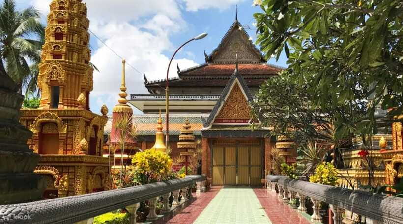 Siem Reap Private Car Charter with English Speaking Driver - What’s included versus what you must plan yourself