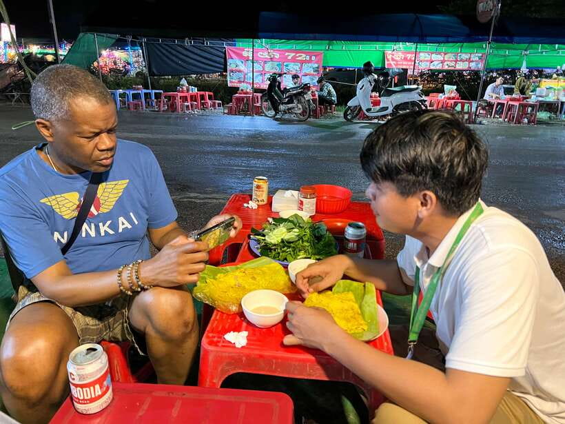 Siem Reap: Small Group Street Food Tour with Tuk-Tuk Ride - Guide energy in English, and how to get the most out of it