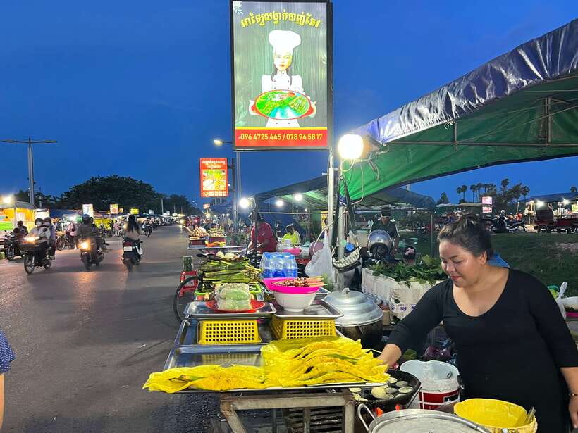 Siem Reap: Small Group Street Food Tour with Tuk-Tuk Ride - Who this tour suits best in Siem Reap