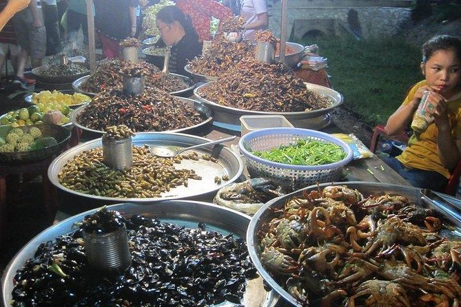 Siem Reap Street Food Tour - The main food stop: Road 60’s street market energy
