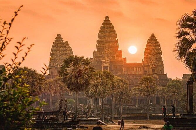 Siem Reap Sunrise Private Tour - Terrace time at Angkor Thom, elephants and the darker carvings