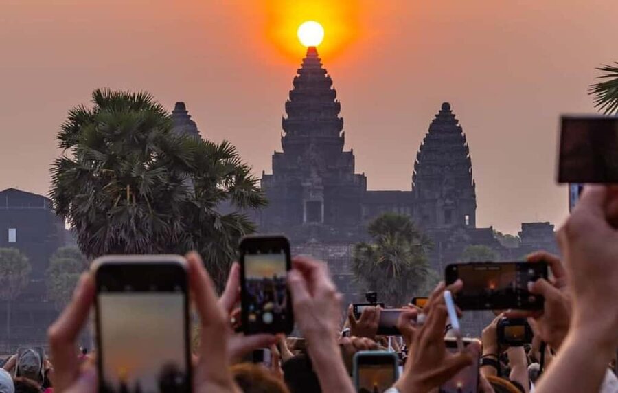 Siem Reap Temple Tour 2-Day with Sunrise/Sunset - Should you book this Siem Reap sunrise and sunset temple tour?