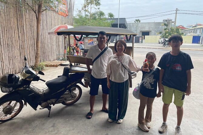 Siem Reap Temple Tuktuk Tour: Explore Angkor Wat and beyond. - Tuktuk Rhythm: Why This Angkor Wat Loop Feels Easy