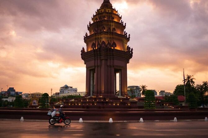 Siem Reap To Phnom Penh Private Transfer Mini-Van-Car - Bathroom and Food Break: Small Stop, Big Stress Saver