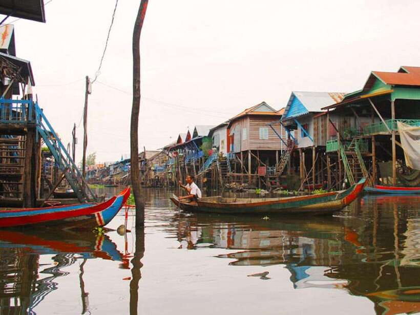 Siem Reap: Tonle Sap, Kampong Phluk & Floating Village Tour - Primary School at Kampong Phluk: What Daily Life Looks Like