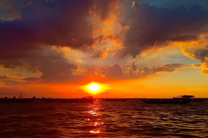 Siem Reap, Tonle Sap Lake, Kompong Phluk, Floating Village Tour - Sunset time: what you should expect on the water