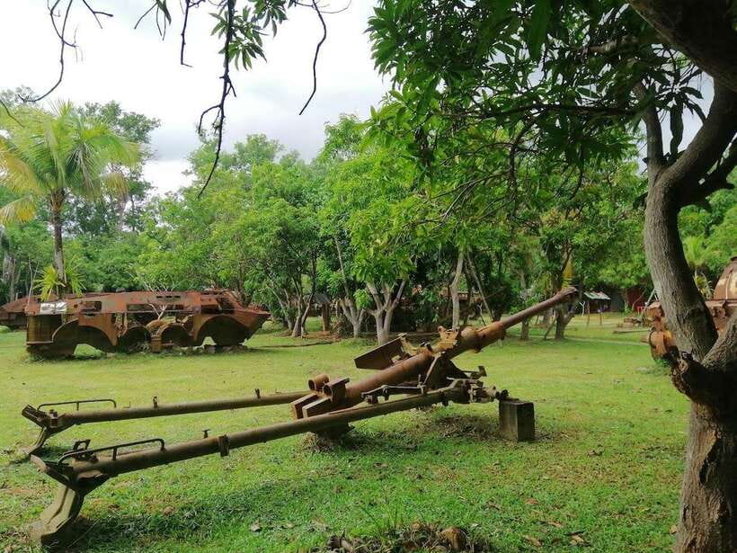 Siem Reap: War Museum included Ticket and Pickup Drop Off - Khmer regime vehicles and artillery up close, what you will actually see