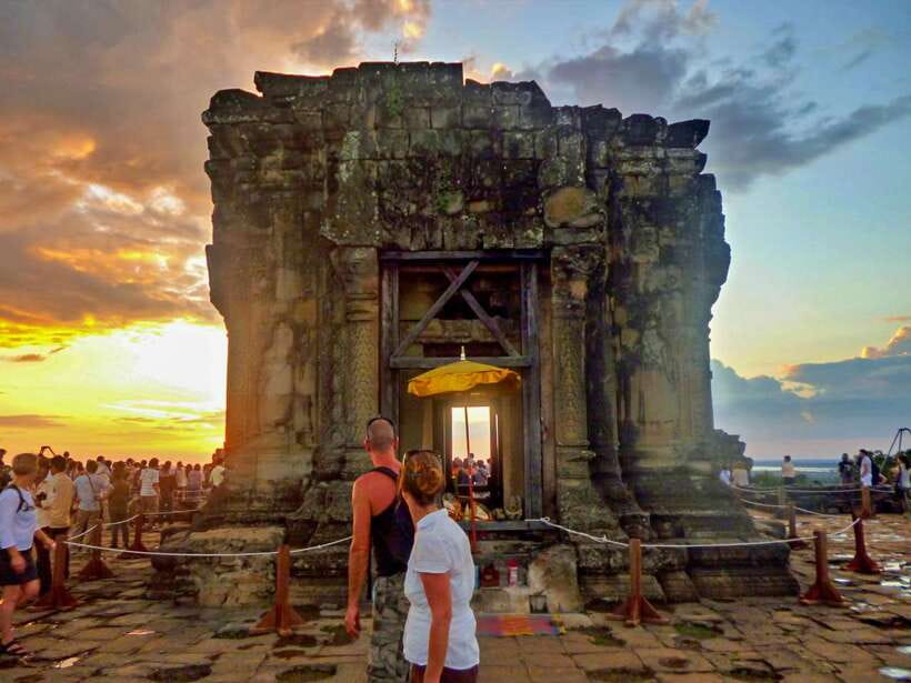 Small-Group Full Day Angkor wat Guide tour with Sun set - Value for Money: $14 Tour Price Plus the Real Angkor Pass Cost