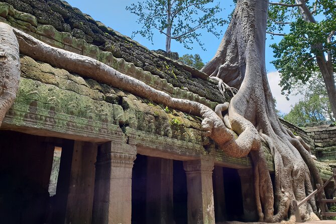 Special Three Days Angkor Tour - Day 3: Rolous group at Bakong, Preah Ko, Lolie, plus Tonle Sap lake time