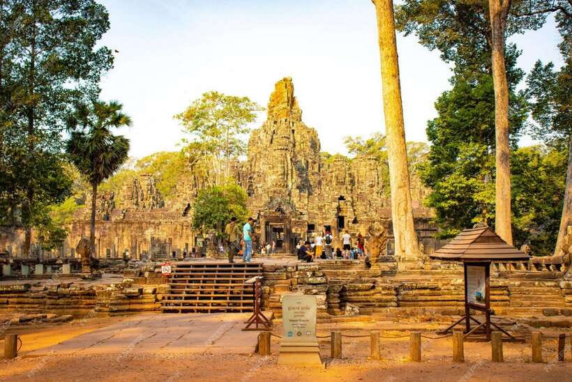 Sunrise at Angkor Wat and Small Tour with Tours Guide - Why 4:30 AM at Angkor Wat works