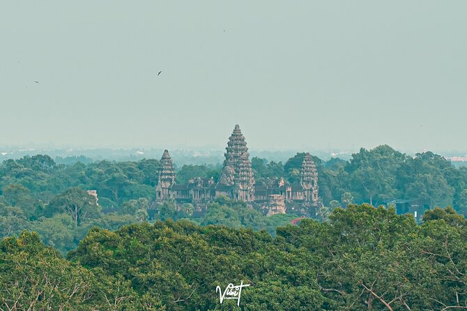 Sunrise Small Group Tour in Siem Reap - Ta Prohm’s roots and stone: where time tends to run long