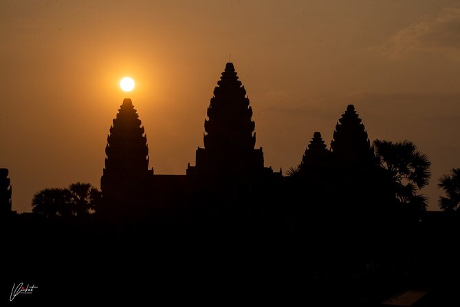 Sunrise Small Group Tour in Siem Reap - Pickup, meeting point, and how to avoid the morning stress