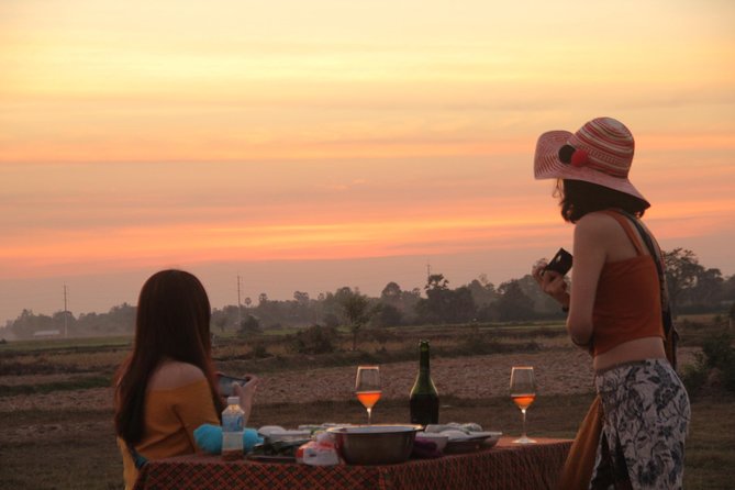 Sunset Dinner at Rice Paddy Fields - What to pack so the fields do not win