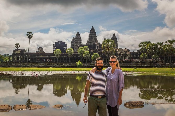 Sunset or sunrise bicycle tour around Angkor Wat and nearby temples - Stop 2: Angkor Thom and the South Gate showpiece