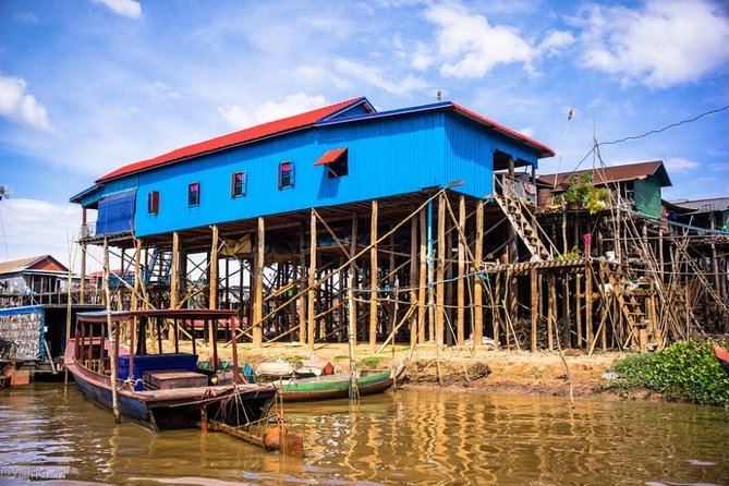 Tonle Sap Lake & Kampong Phluk Village Half-Day Tour - Kampong Phluk floating village: what you’ll see on the water and on foot