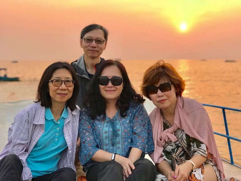 Tonle Sap Tour of Kompong Phluk Village & Evening Food tour - Kompong Phluk on the Water: Floating Village Life and Old Khmer Houses