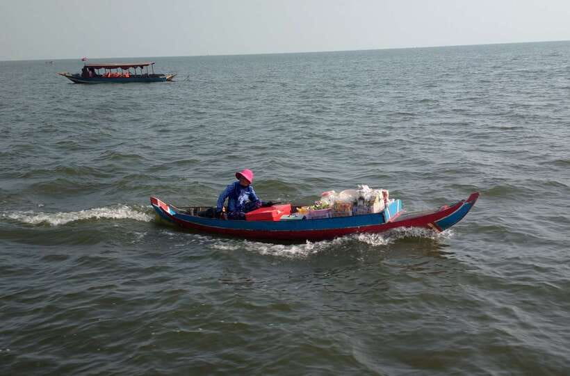Tonle Sap Tour of Kompong Phluk Village & Evening Food tour - Tonle Sap Lake Views and Sunset: Why the Timing Can Make or Break Your Day