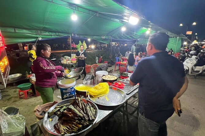 Ultimate Siem Reap Food Tour (10 Locals Tasting with Drinks & Transport) - Siem Reap Night Market: where you can actually follow your appetite