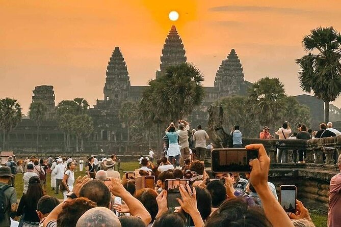 Unveiling Angkor Wat Sunrise, Bayon, Ta Prohm In Small Group Tour - Entering Angkor Wat at sunrise, then staying for the changing light