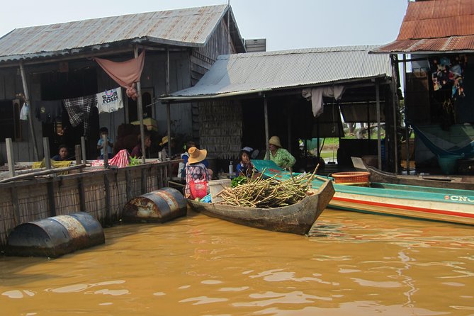 War Museum, Killing Field and Floating village ( Chong Kneas) Tour - Why This Tour Knits Together Lake Life and Khmer Rouge Memorials